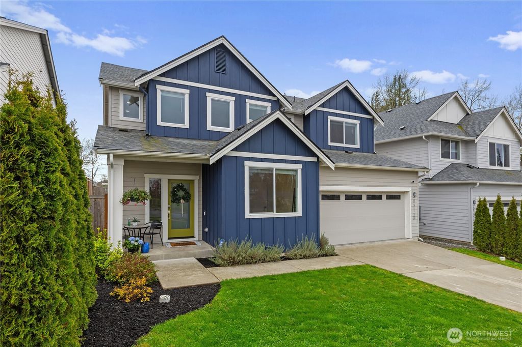 Photo of 8312 55th Pl Pl NE, Marysville, WA 98270 (MLS # 2508032)