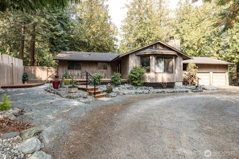 Photo of 311 Willapa Place, La Conner, WA 98257 (MLS # 2431953)