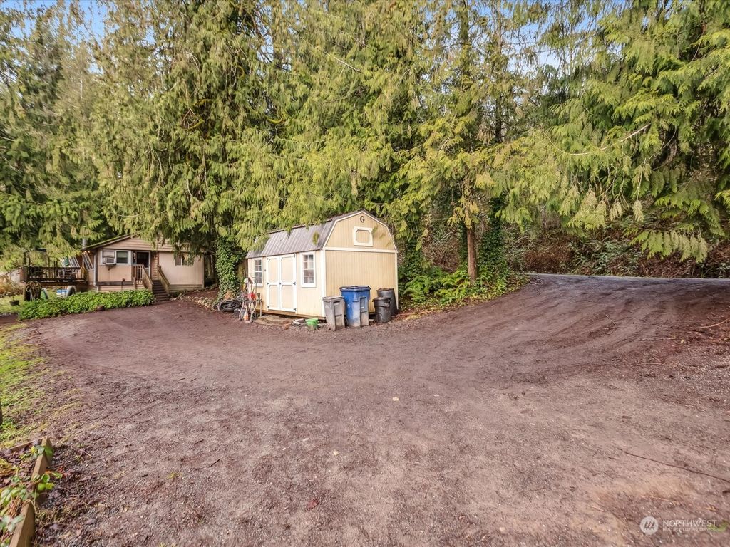 Photo of 19828 Crystal Springs Drive, Granite Falls, WA 98252 (MLS # 2321405)
