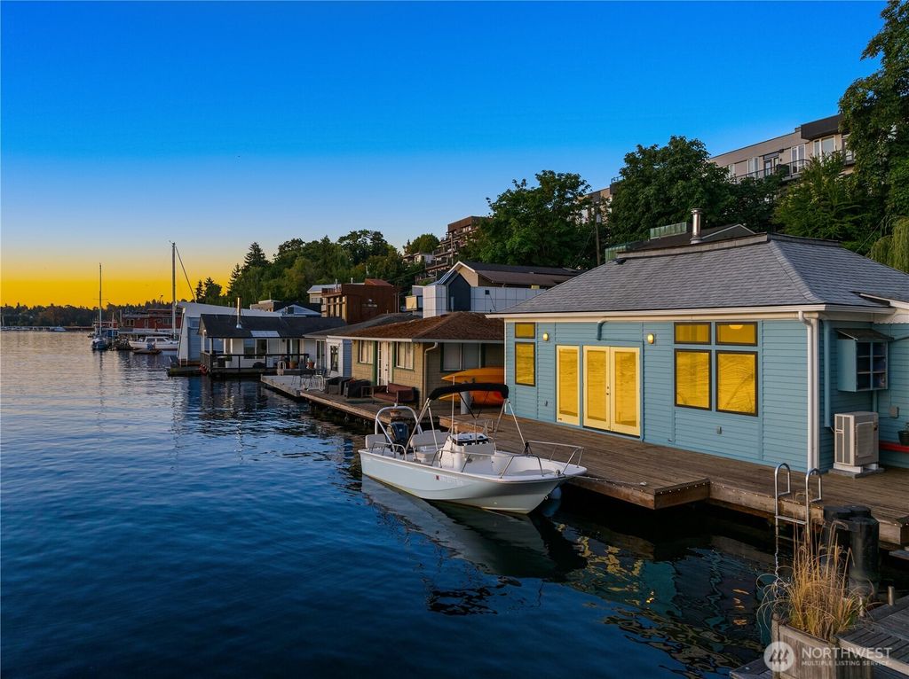 Photo of 3258 Portage Bay Place E, Seattle, WA 98102 (MLS # 2409106)