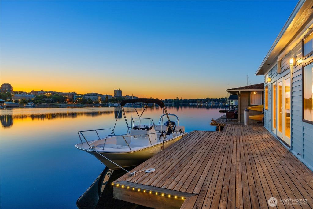 Photo of 3258 Portage Bay Place E, Seattle, WA 98102 (MLS # 2409106)