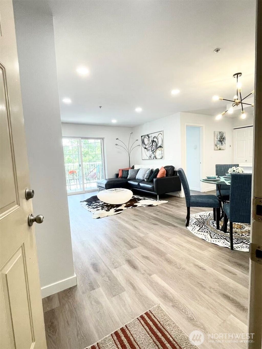 Photo of 11326 3rd Avenue NE #201, Seattle, WA 98125 (MLS # 2367125)
