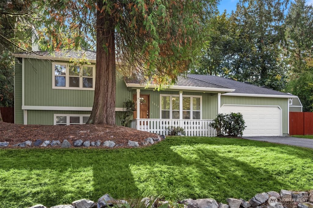 Photo of 3013 230th Place NE, Sammamish, WA 98074 (MLS # 2445649)