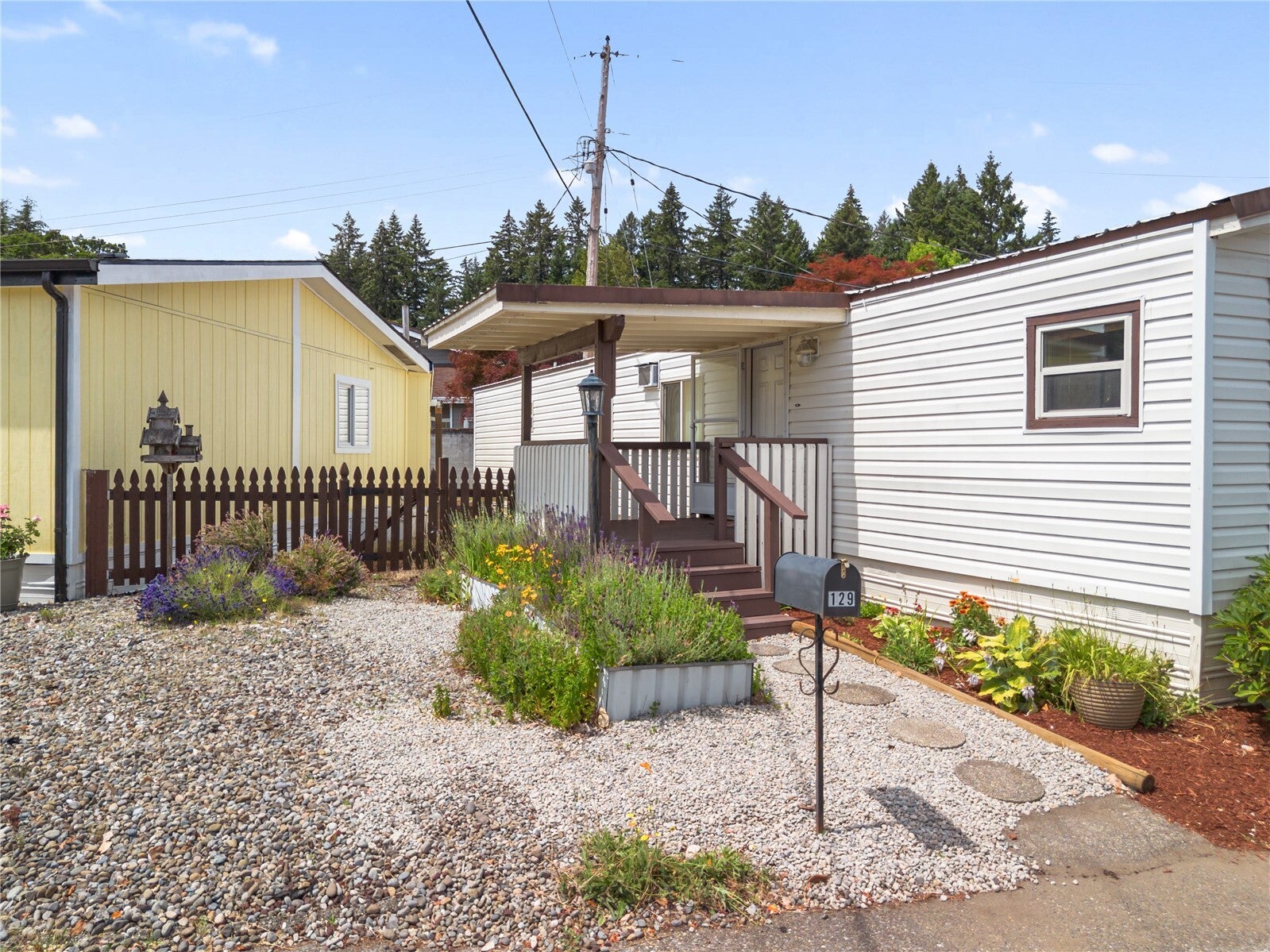 930 Trosper Road SW 129