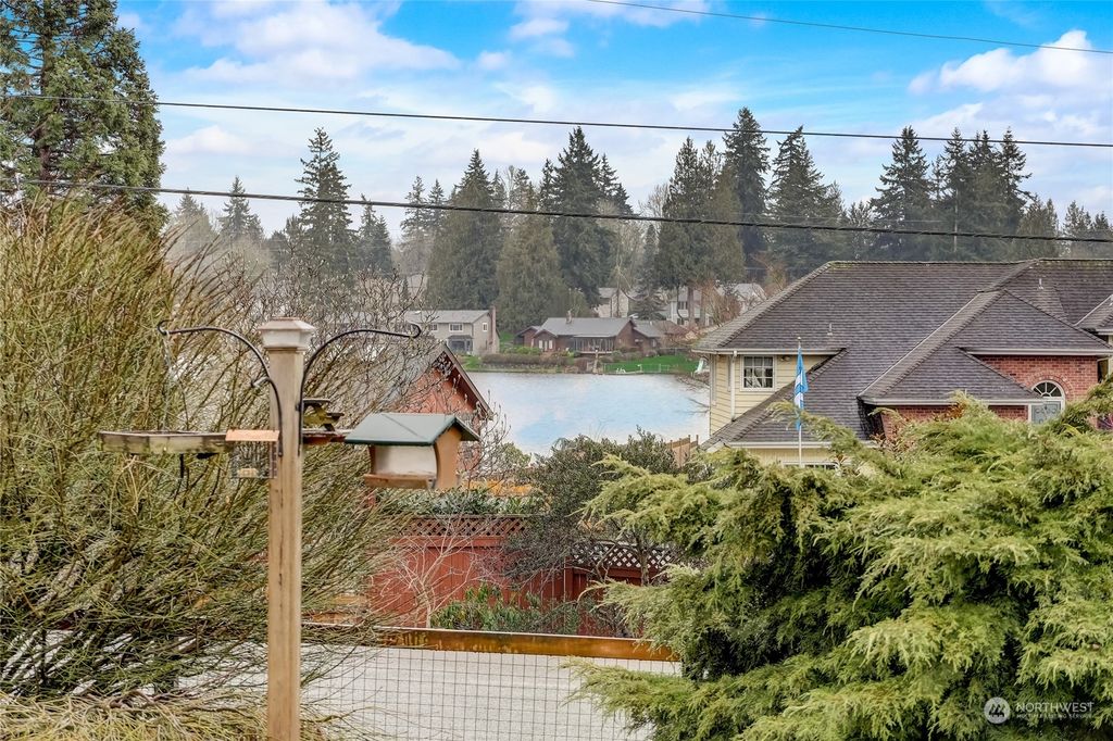 Photo of 4029 Serene Way, Lynnwood, WA 98087 (MLS # 2199150)