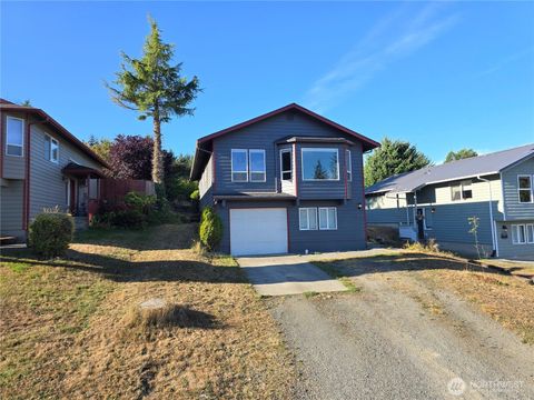 Photo of 1812 W 12th Street, Port Angeles, WA 98363 (MLS # 2438366)