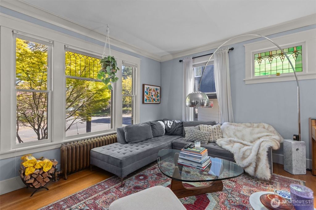 Photo of 1609 N 50th Street, Seattle, WA 98103 (MLS # 2505328)