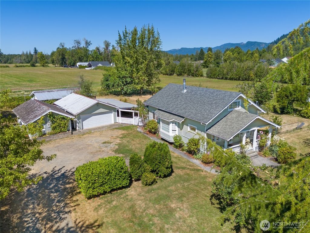Photo of 1676 Collins Road, Buckley, WA 98321 (MLS # 2448050)
