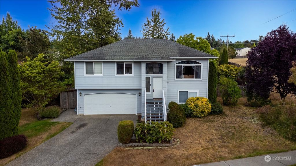 Photo of 19601 Knoll Drive, Arlington, WA 98223 (MLS # 2166360)