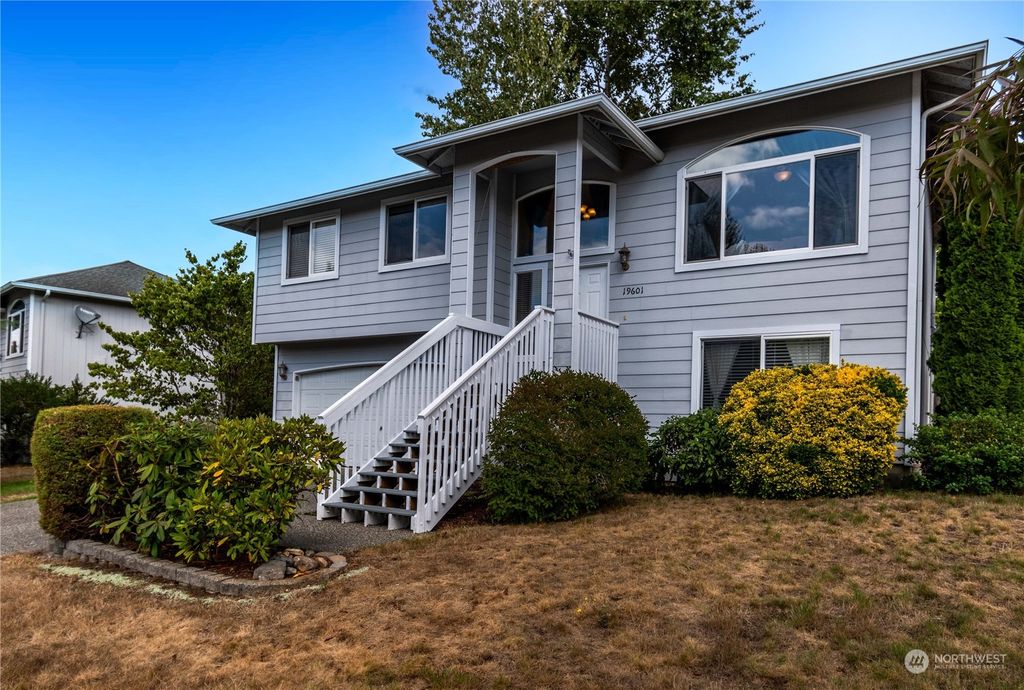 Photo of 19601 Knoll Drive, Arlington, WA 98223 (MLS # 2166360)
