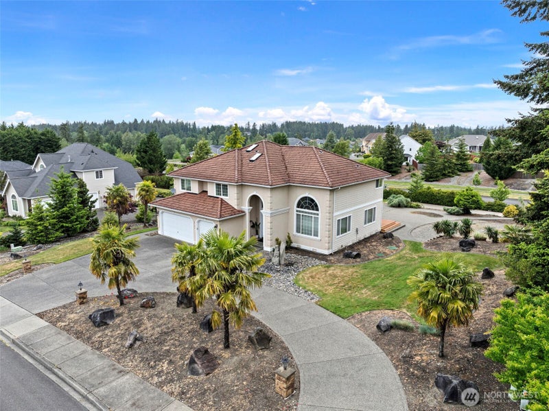 2131 Huntington Loop SE