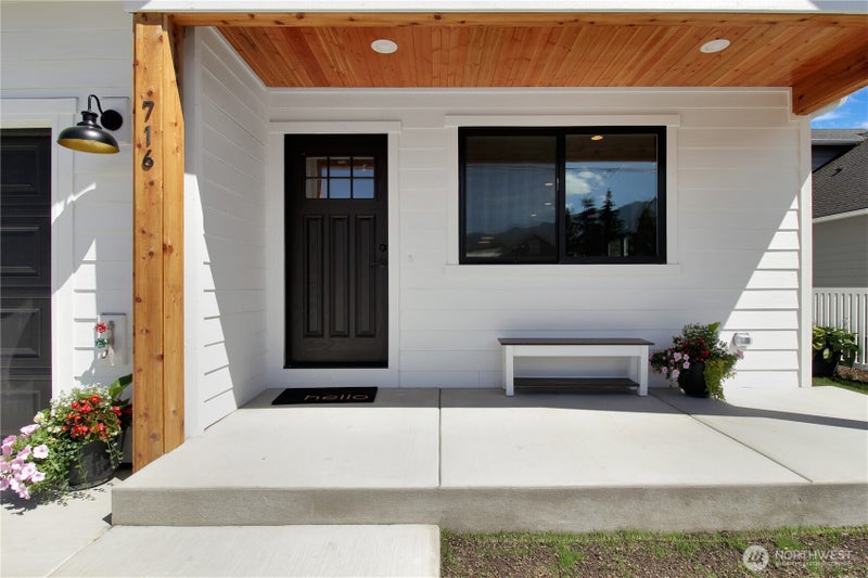 716 Givens      Lot 34&35 Avenue