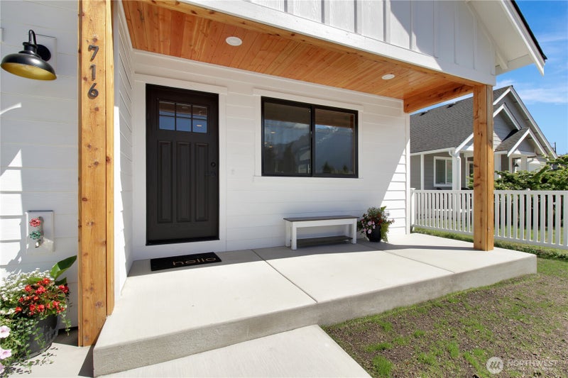 716 Givens      Lot 34&35 Avenue