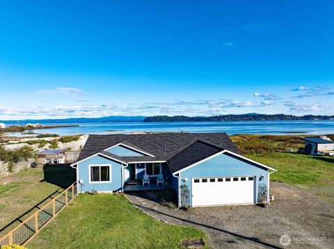 Photo of 27000 Sandridge Road, Ocean Park, WA 98640 (MLS # 2419355)