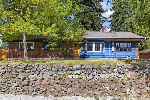Photo of 20019 3rd Avenue S, Des Moines, WA 98198 (MLS # 2521378)