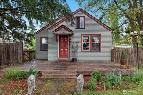 Photo of 1233 W Birch Street, Shelton, WA 98584 (MLS # 2522832)