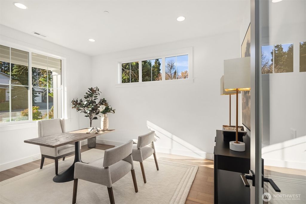 Photo of 15810 NE 49th Street, Redmond, WA 98052 (MLS # 2449533)