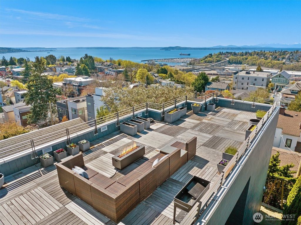 Photo of 1953 9th Avenue W, Seattle, WA 98119 (MLS # 2502668)