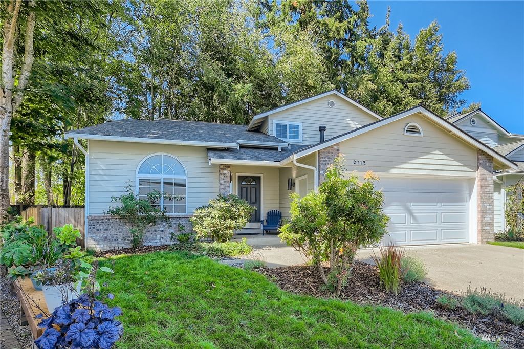 Photo of 2712 179th Place NE #234, Marysville, WA 98271 (MLS # 1992734)