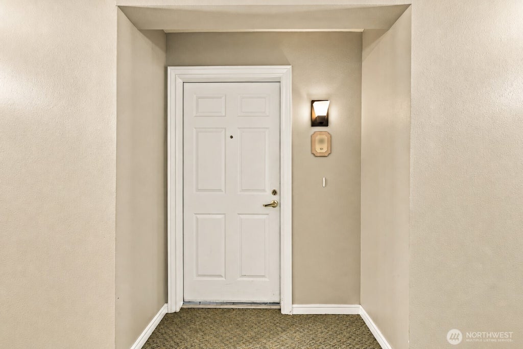 Photo of 4133 224th Lane SE #101, Issaquah, WA 98029 (MLS # 2583806)