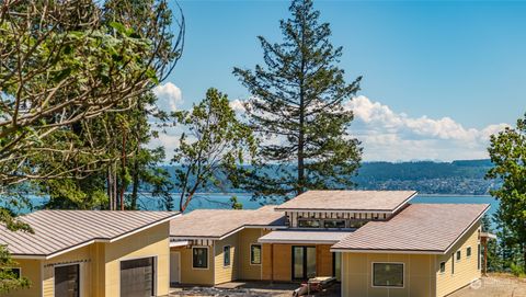 A home in Coupeville