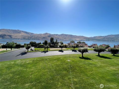 Photo of 100 Lake Chelan Shores Drive #15-8F, Chelan, WA 98816 (MLS # 2498020)