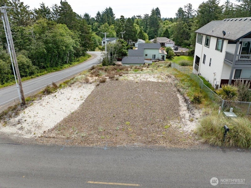 32112 J Place