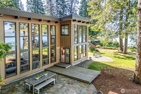 35249 Hood Canal Drive NE Kingston WA 98346