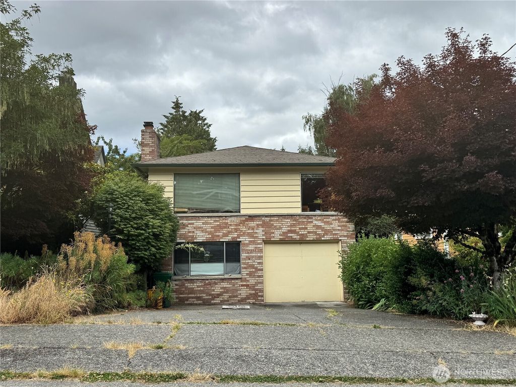 Photo of 1230 NE 92nd Street, Seattle, WA 98115 (MLS # 2408401)