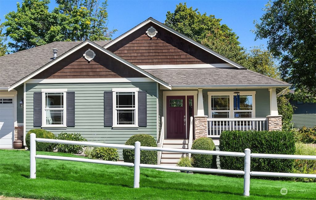 Photo of 13025 Robinhood Lane, Snohomish, WA 98290 (MLS # 2152333)