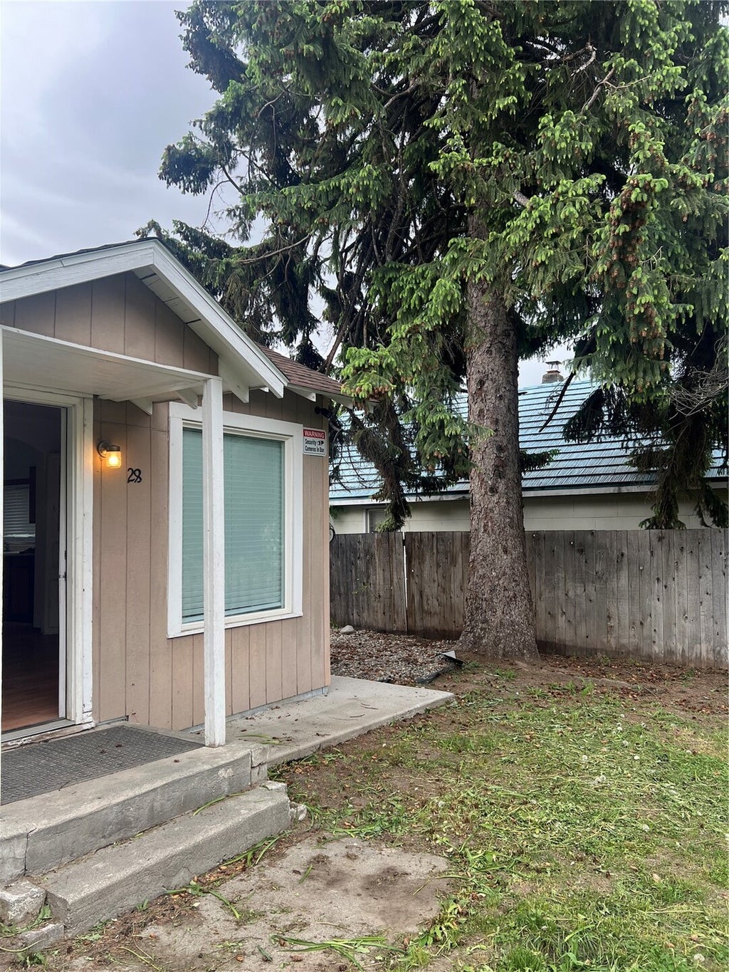 Photo of 28 N Fir St St, Omak, WA 98841 (MLS # 2595343)