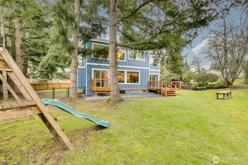 Photo of 4421 75th Street SW, Mukilteo, WA 98275 (MLS # 2493701)