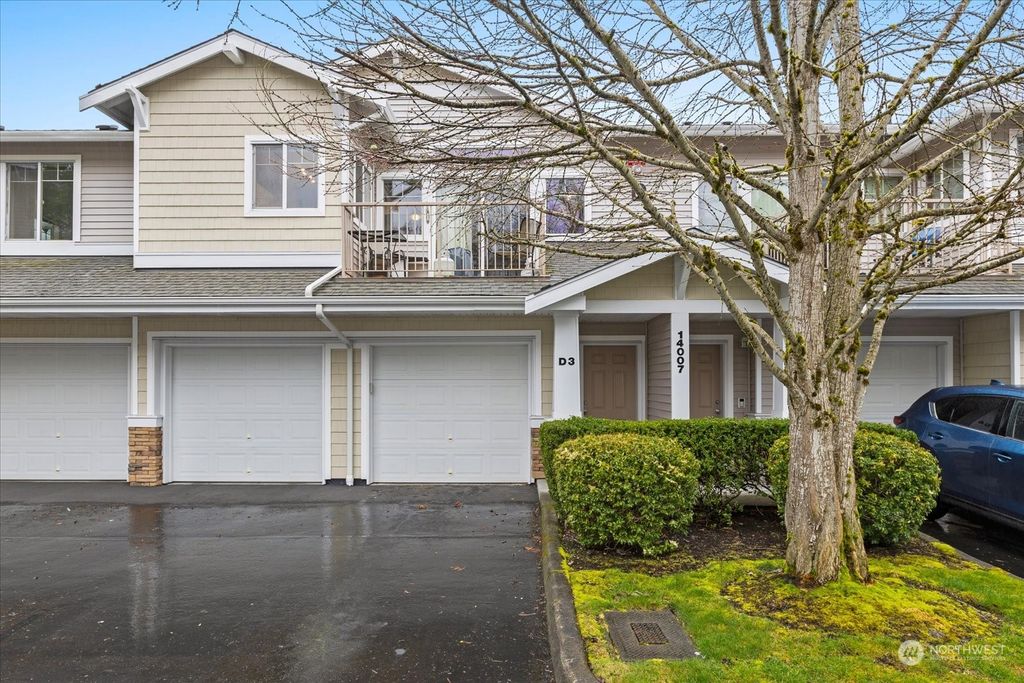 Photo of 14007 69th Drive SE #D3, Snohomish, WA 98296 (MLS # 2206511)