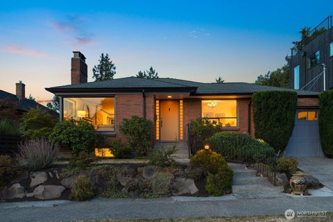 Photo of 3848 29th Avenue W, Seattle, WA 98199 (MLS # 2553655)