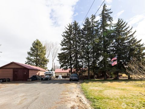 Photo of 812 N Pfenning Road, Ellensburg, WA 98926 (MLS # 2494430)