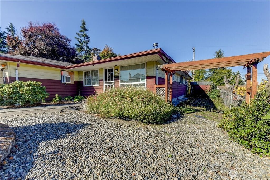 Photo of 1025 E 53rd Street, Tacoma, WA 98404 (MLS # 2443674)