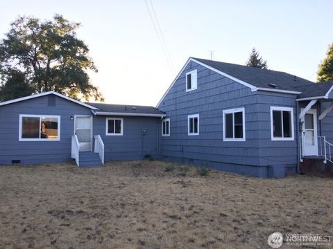Photo of 305 M St SE St, Auburn, WA 98002 (MLS # 2463217)