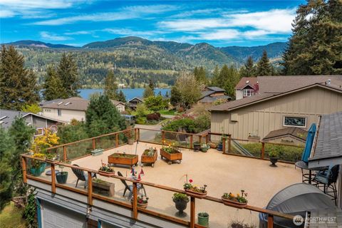 Photo of 69 North Point Drive, Bellingham, WA 98229 (MLS # 2514071)