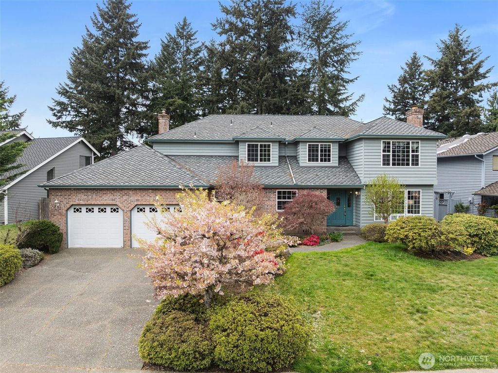 Photo of 32427 11th Avenue SW, Federal Way, WA 98023 (MLS # 2506335)
