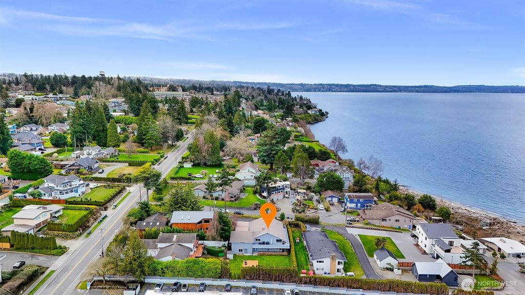 Photo of 738 S 231st Street, Des Moines, WA 98198 (MLS # 2343487)