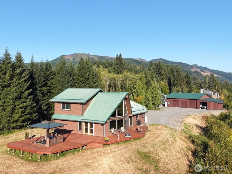 221 Winslow Lane