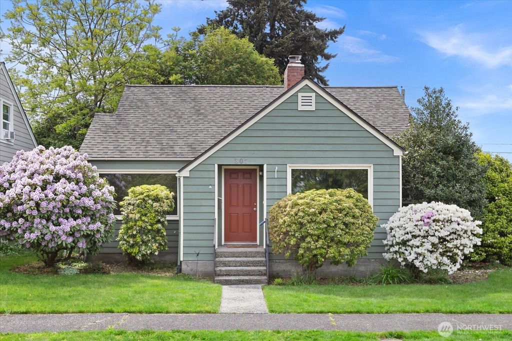 Photo of 307 I Street SE, Auburn, WA 98002 (MLS # 2522879)