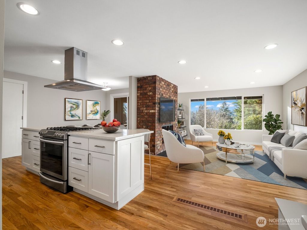 Photo of 2317 137th Place SE, Bellevue, WA 98005 (MLS # 2456259)