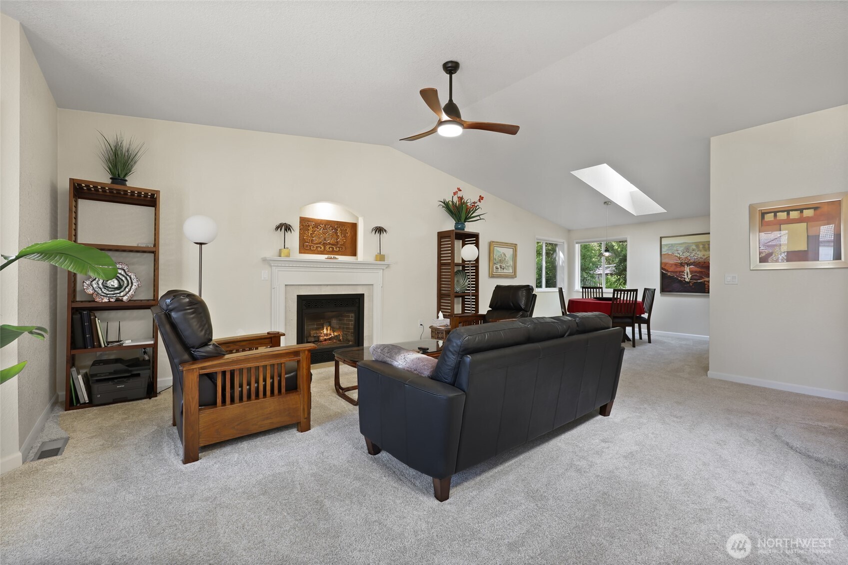 2715 Walnut Loop NW