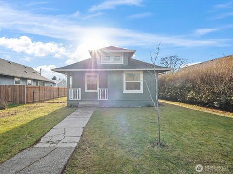 Photo of 504 Dupont Avenue, Dupont, WA 98327 (MLS # 2477030)