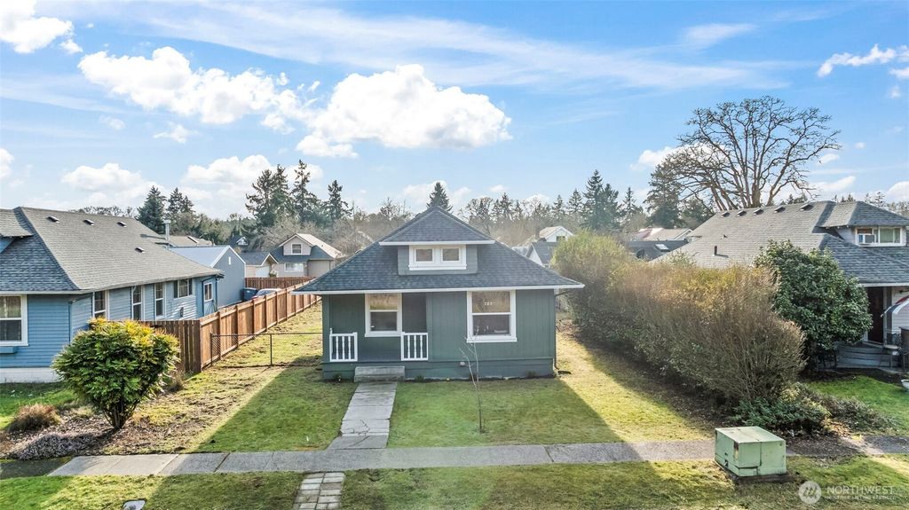 Photo of 504 Dupont Avenue, Dupont, WA 98327 (MLS # 2477030)