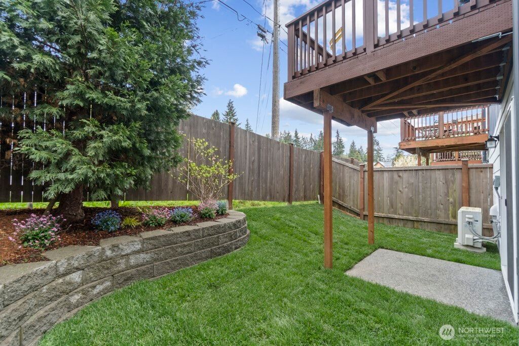 Photo of 15624 Meadow Road #C1, Lynnwood, WA 98087 (MLS # 2373203)