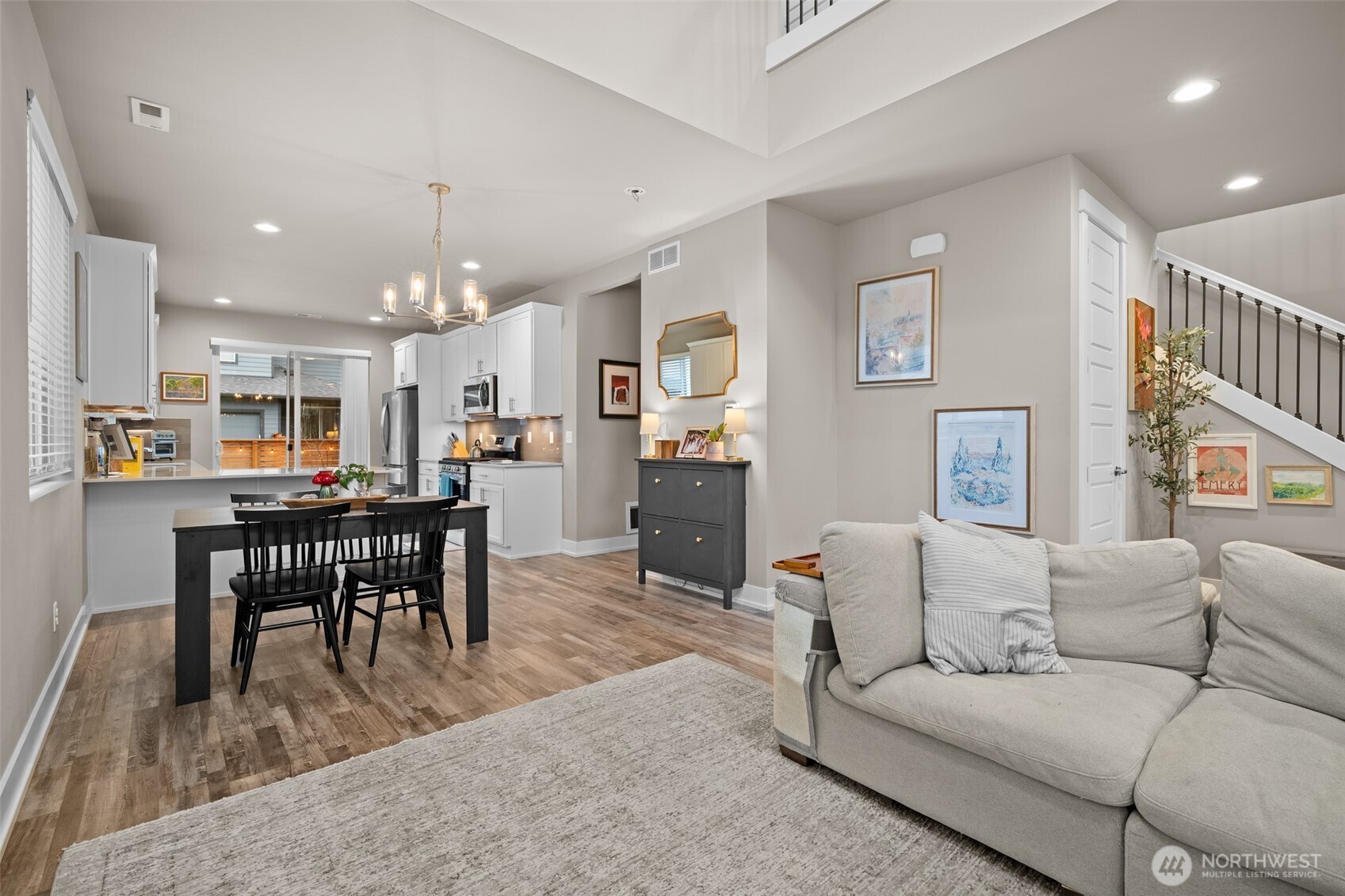 18815 Eagle Ridge Drive E