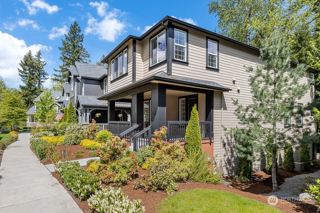 Photo of 2184 NE Morgan Lane, Issaquah, WA 98029 (MLS # 2039568)