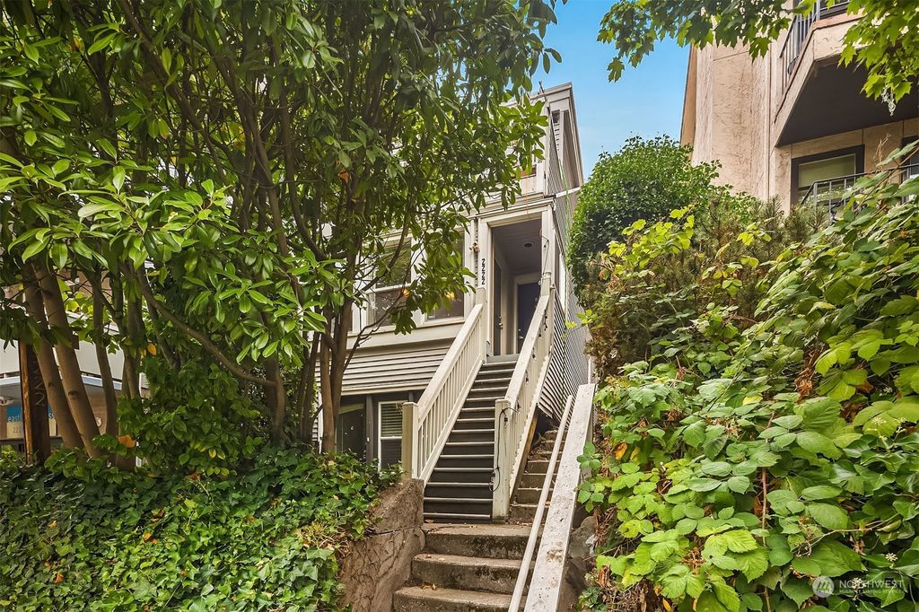 Photo of 2222 Eastlake Avenue E, Seattle, WA 98102 (MLS # 2160078)